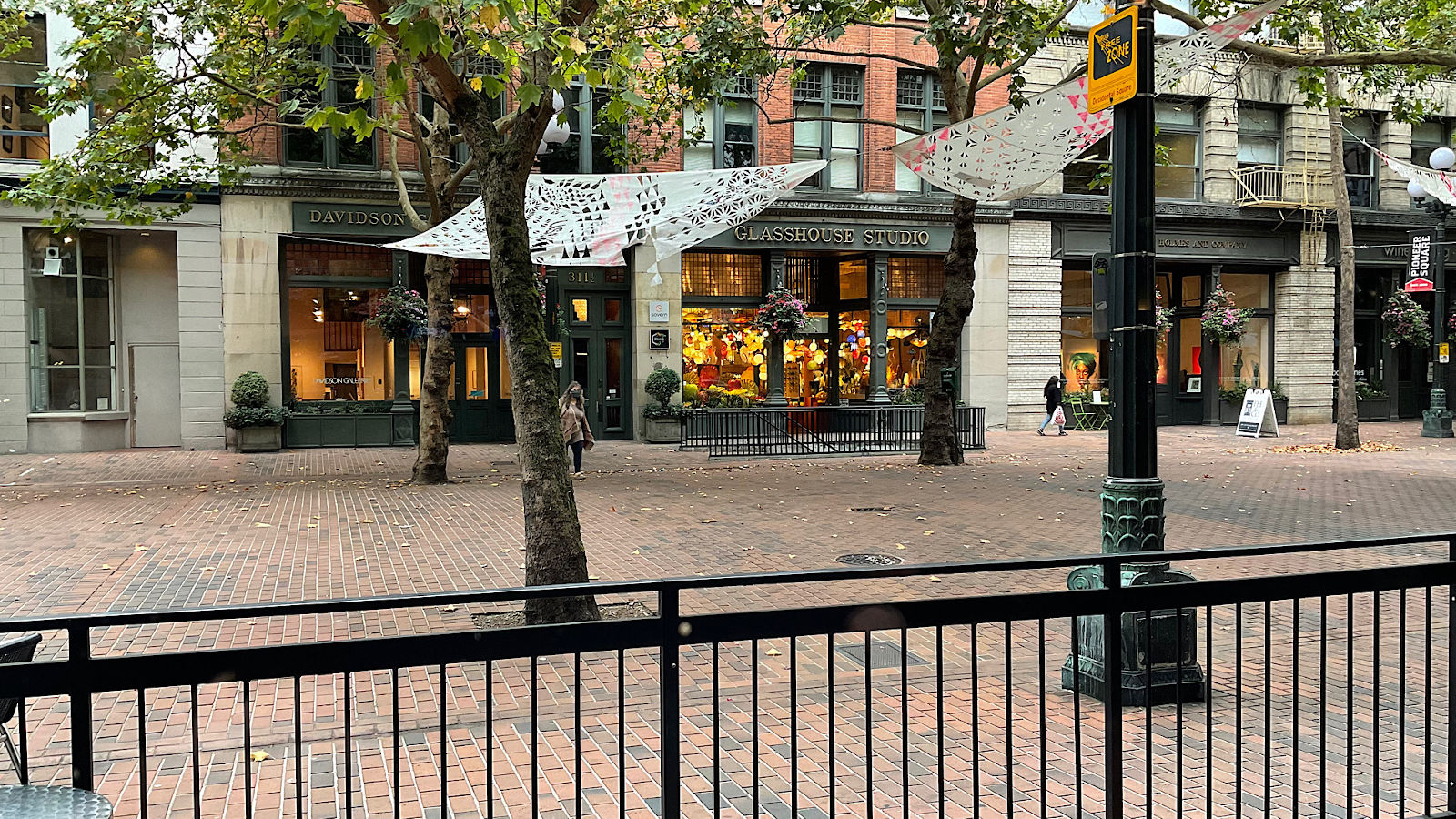 AF82395E-9490-4E22-ABE1-388095D32E6A